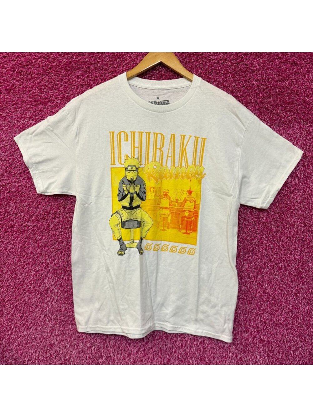 Ichiraku Ramen Naruto T-shirt size medium